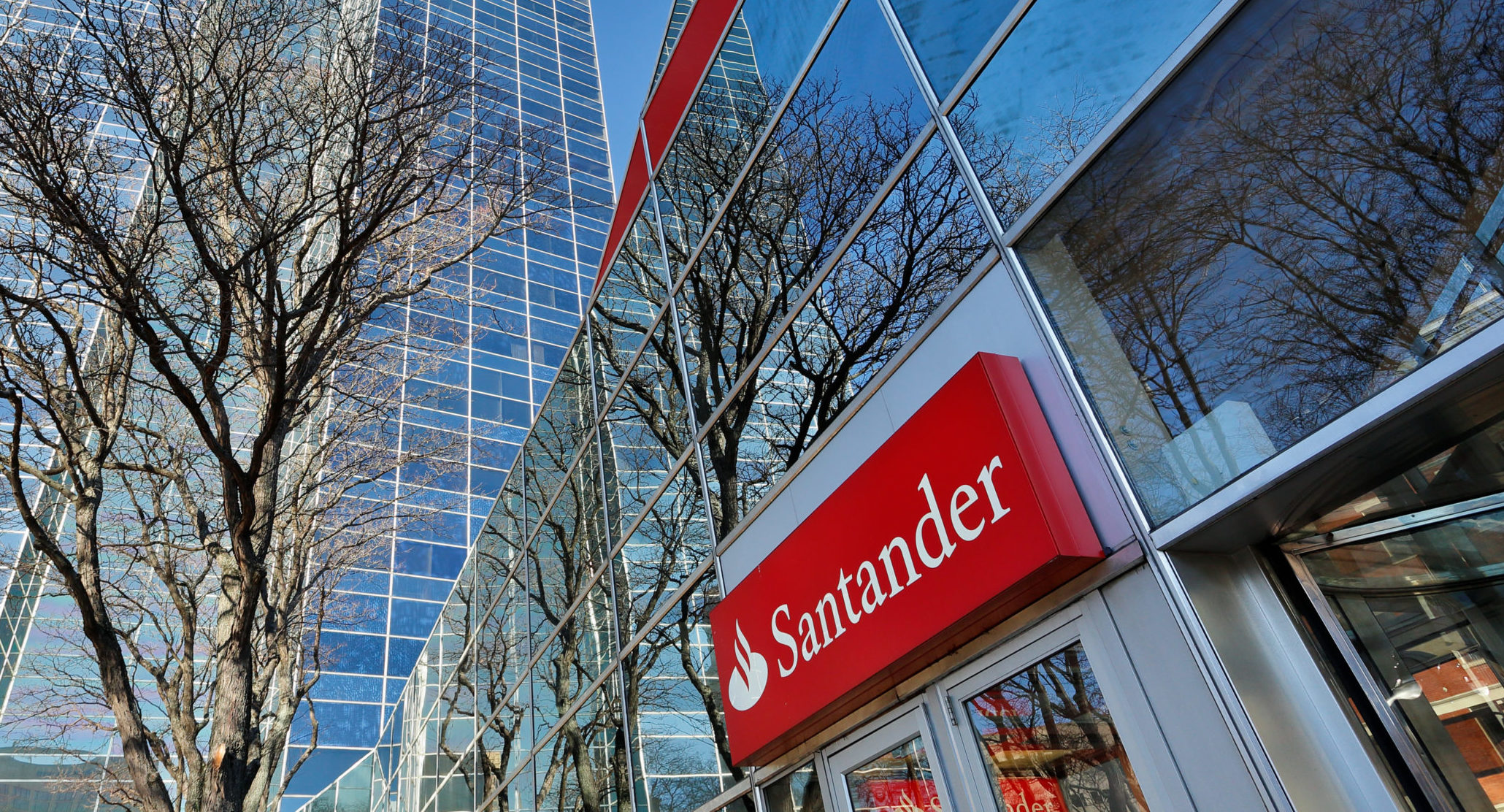 Worcester,,Massachusetts,,Usa,-,November,23,,2017:,A,Santander,Bank
